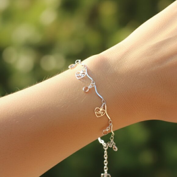 Jewelry - "Trendy Handmade Bracelet – A Thoughtful Gift for Girls & Women | UNVRC1002